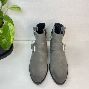 NEW - Susina (Nordstrom) Water-Resistant‎ Bootie
US 5.5, B 271